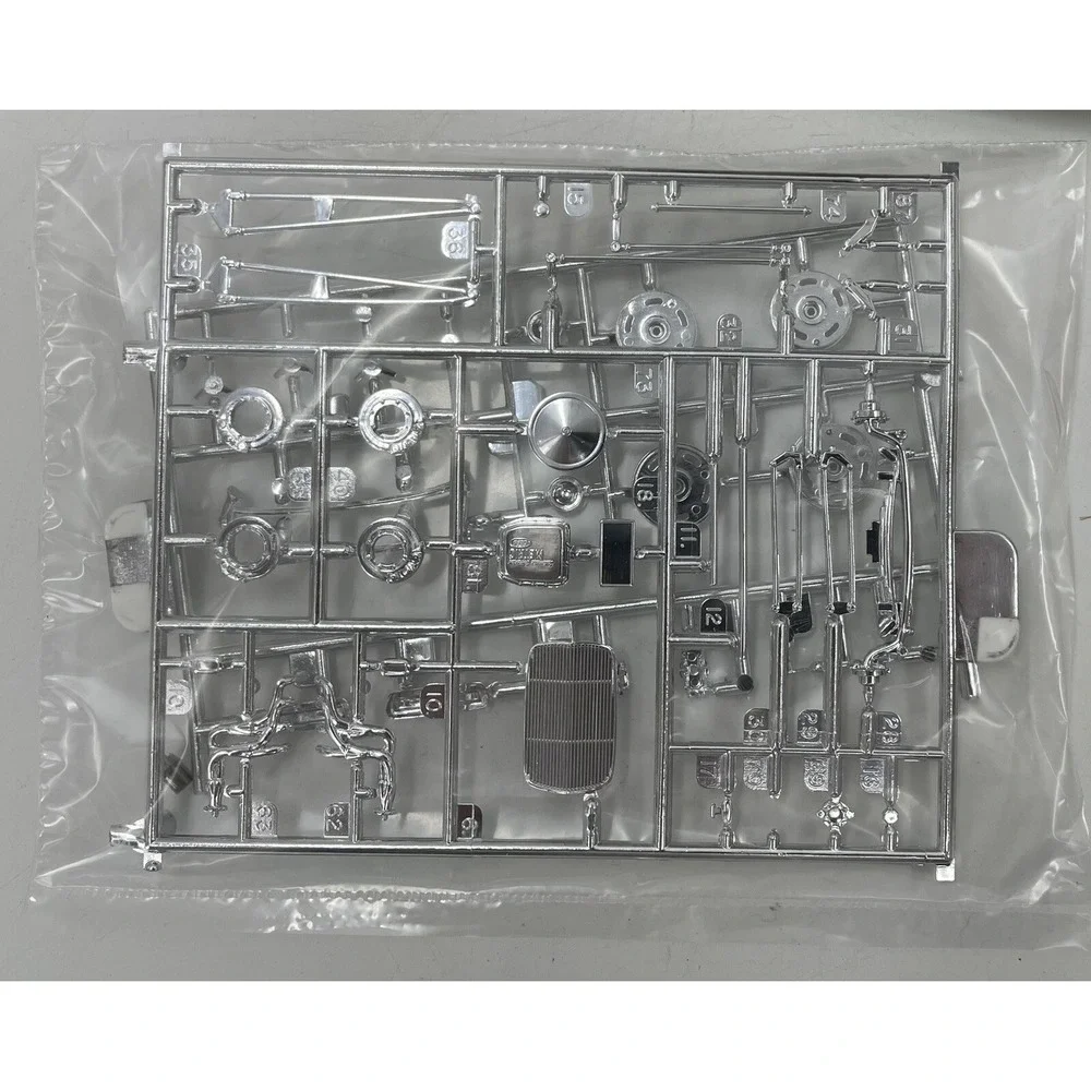 Revell 85-7625 1932 Ford Highboy Street Rod‎ Kit 1/25 Model Car Mountain NIOB